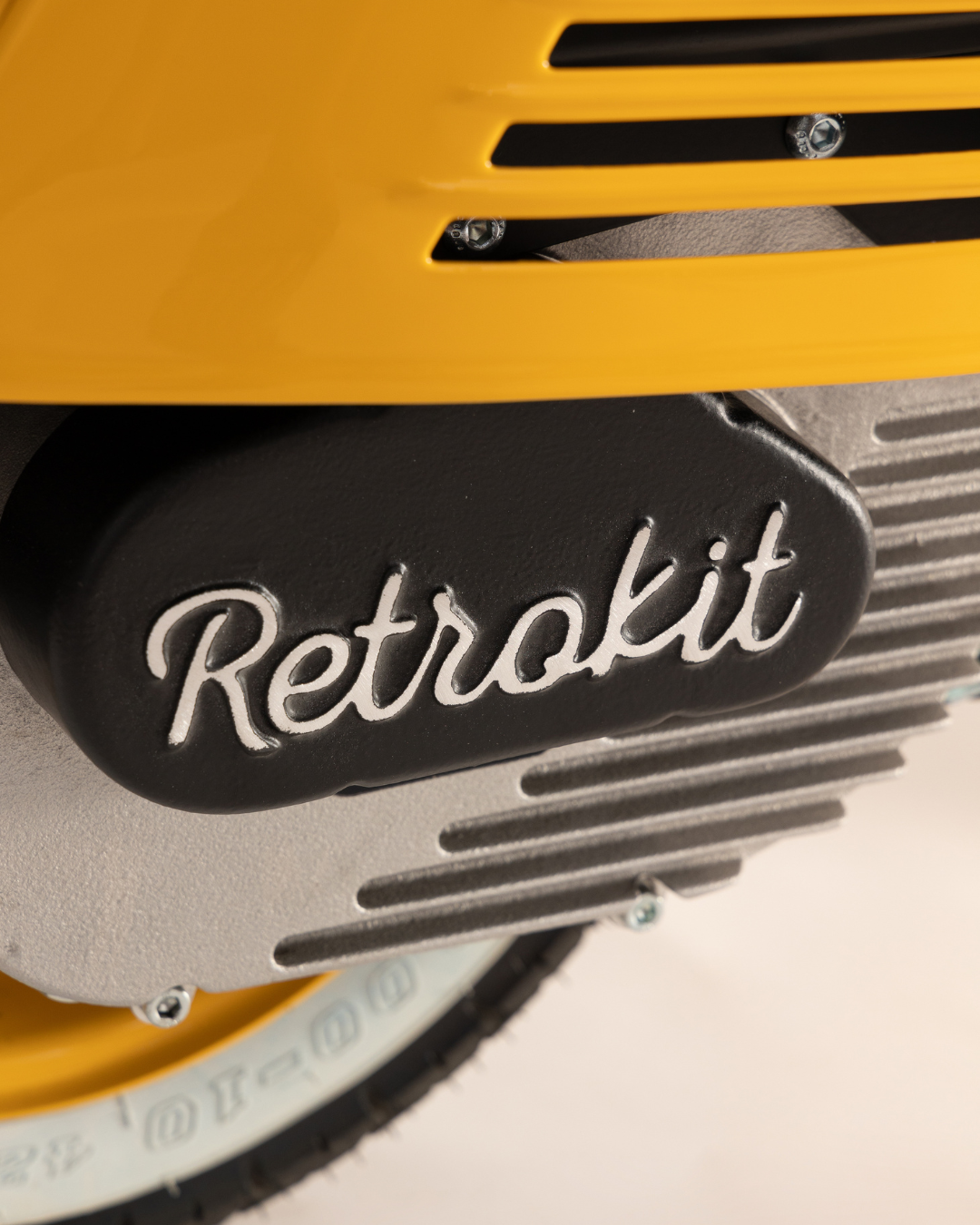focus nome brand su motore Retrokit